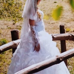 Wedding dress
